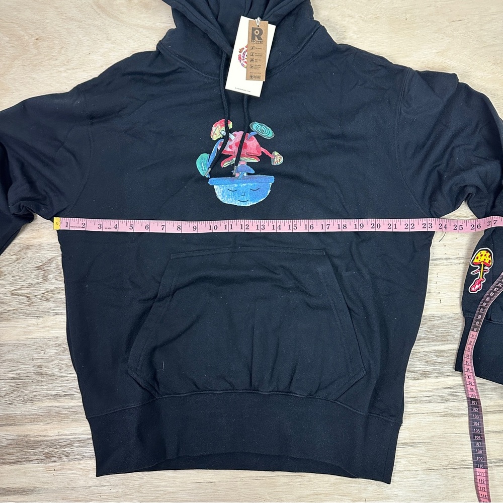 Element Black Hoodie with Mushroom Graphic NWT - Picture 6 of 7